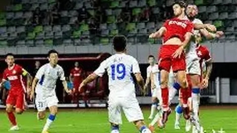 湖人队迎来JR史密斯加盟，21号战袍接替布拉德利空缺